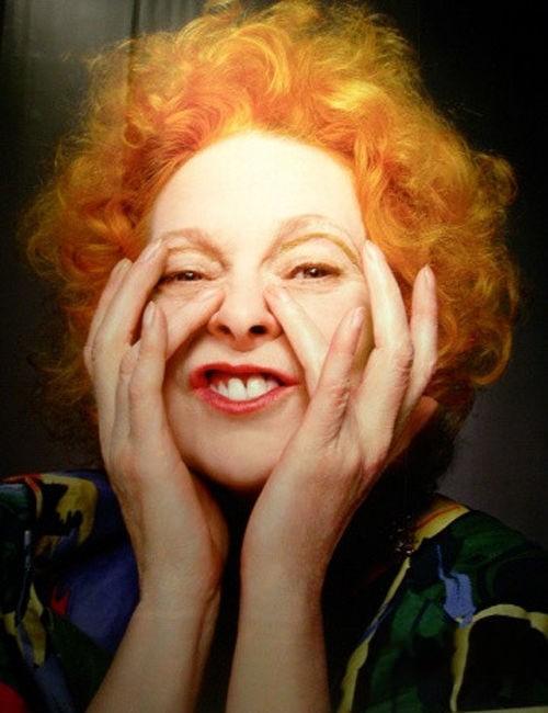 50岁娶鲜肉老公，74岁炮轰首相，每一天都作妖到闪闪发光！