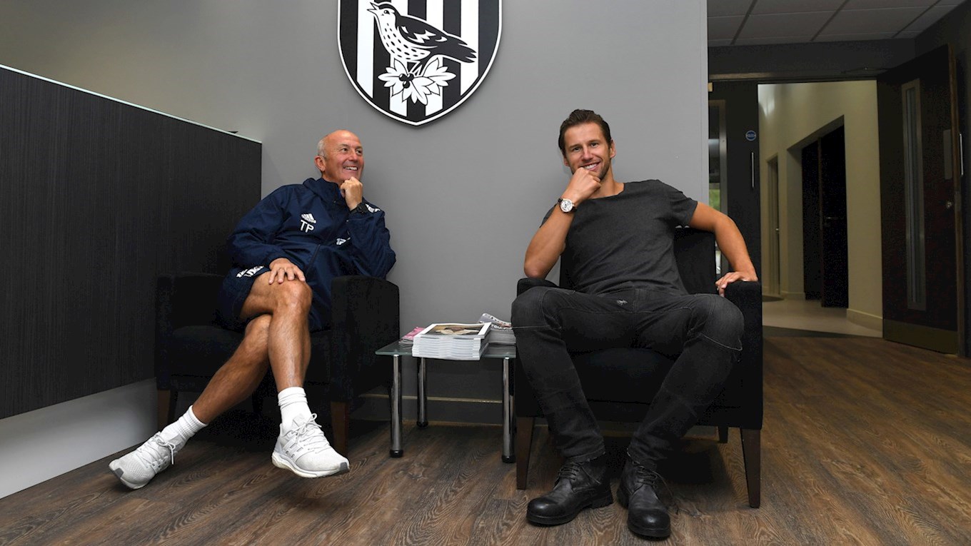 第7签！克里霍维亚克租借加盟西布朗