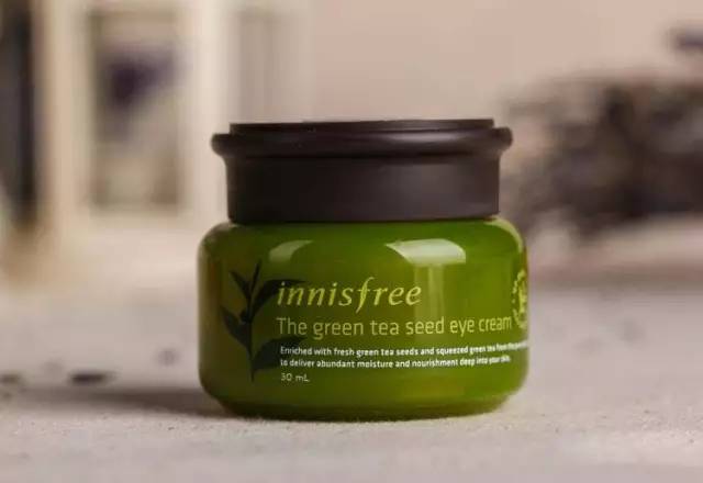 艾特扬州所有人，眼霜用的早，五十岁都不显老！