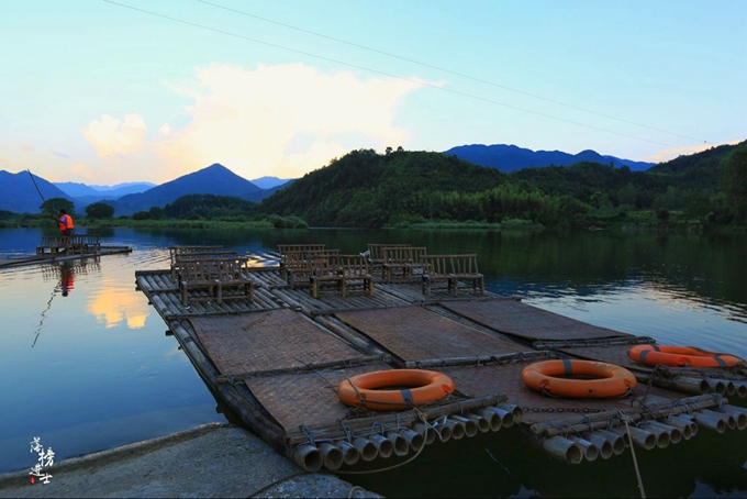 鍙ゅ牥鐢讳埂涔℃剚,鍙ゅ牥鐢讳埂鑹烘湳灏忛晣