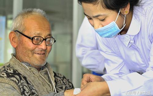 老年尿失禁患者的护理措施有哪些,老年慢阻肺的护理要点