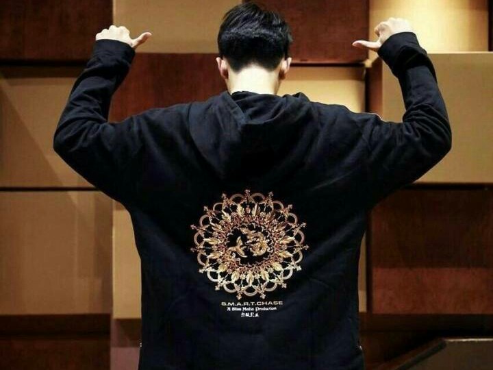 他们都是追星界的赢家！周杰伦赞小凯唱歌好听，鹿晗获C罗点赞