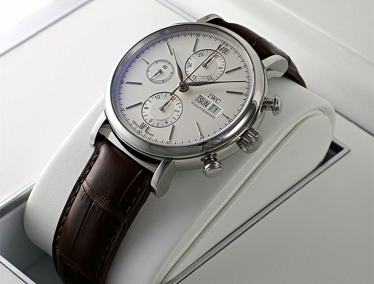 年中腕表节，Cartier、IWC、OMEGA必入款