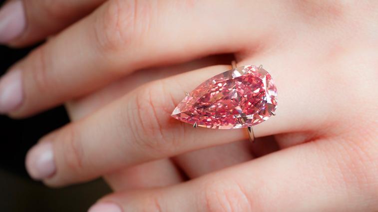 天价彩钻多少钱一个,彩钻为什么在拍卖场上价格高