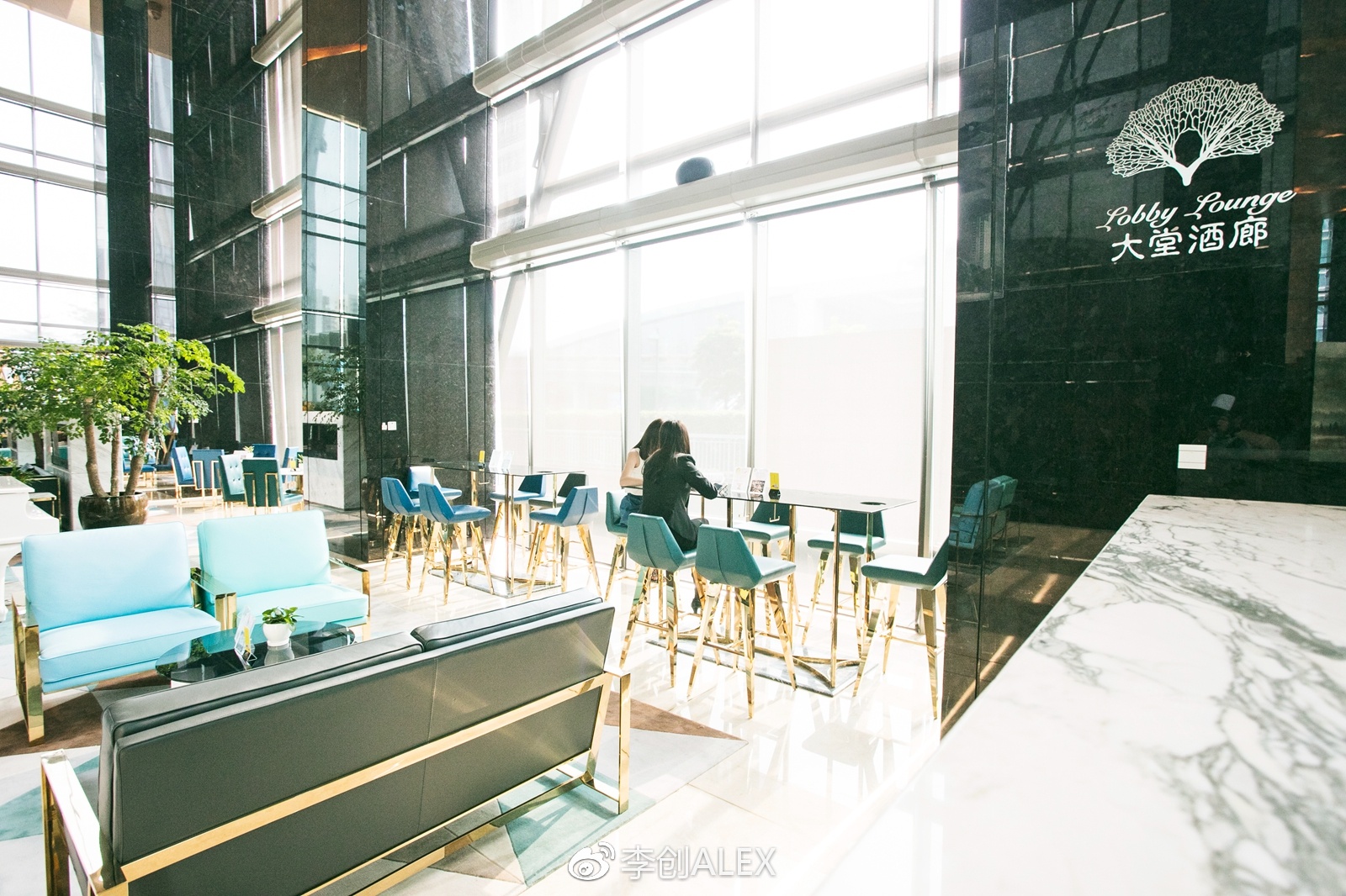 在自己的城市住酒店叫什么,在自己城市里的酒店度假