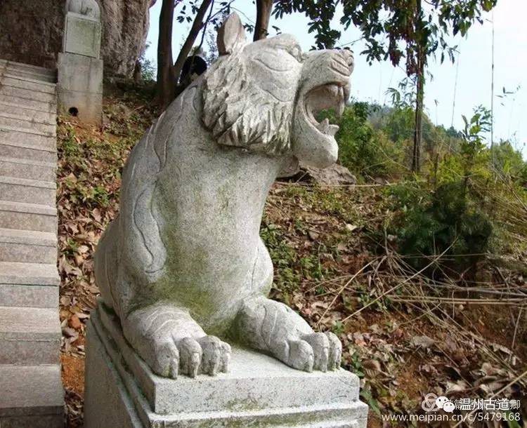 乐清白石凤凰山在哪,乐清白石山上好玩的地方