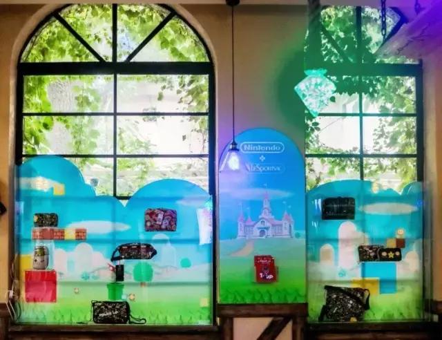 超级玛丽溜进了咖啡馆，扬言不服来战！