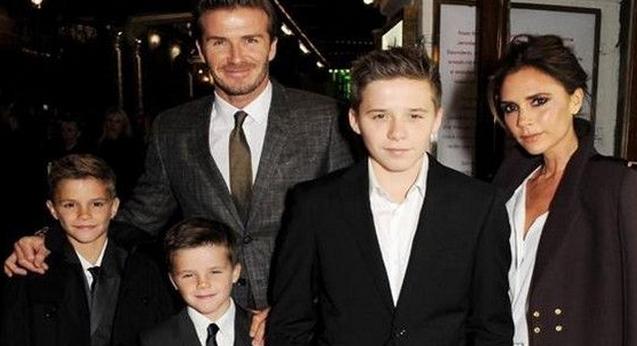 曼联7号c罗贝克汉姆照片,c罗曼联7号传奇人物