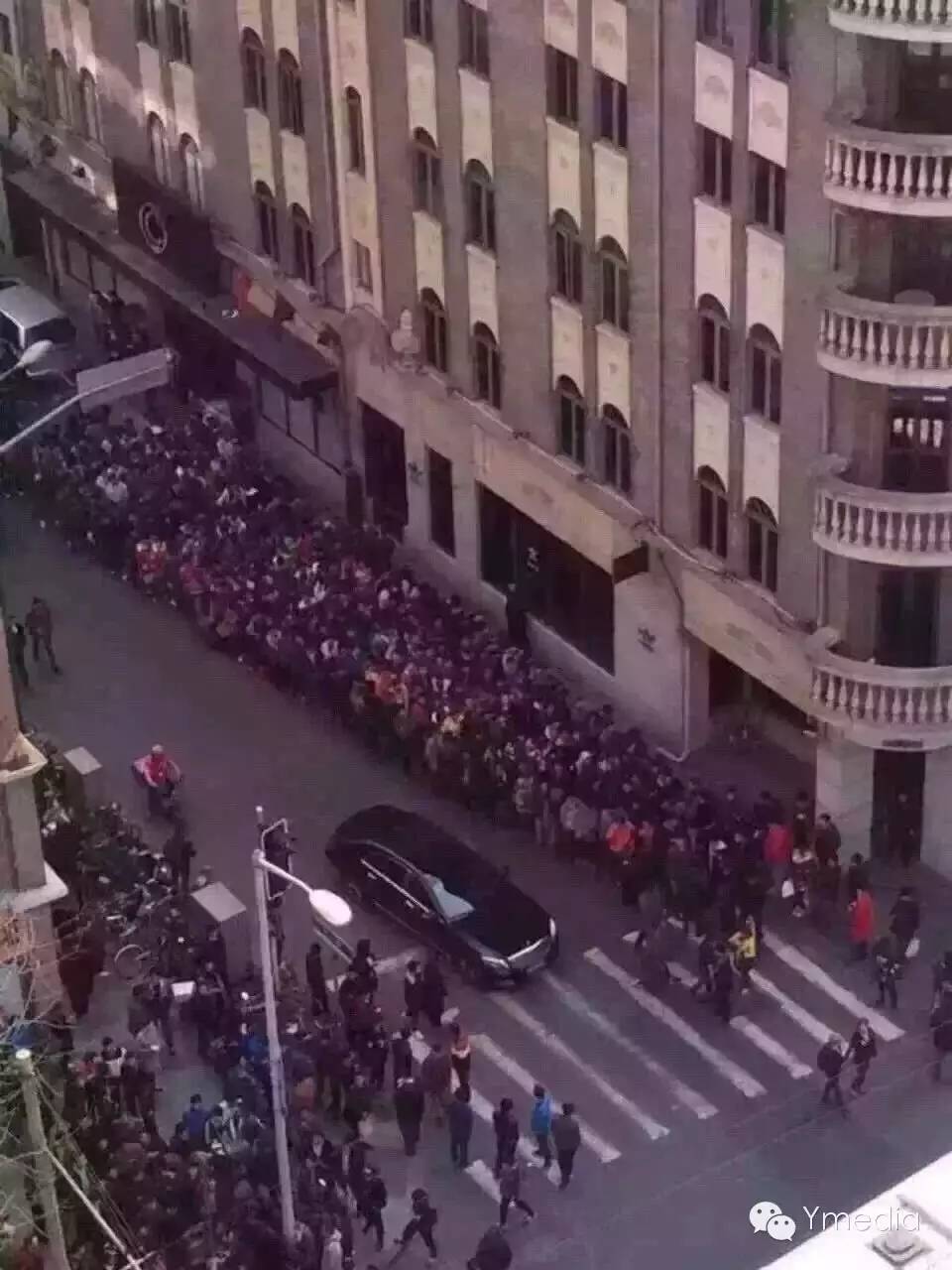 替你们累在运动鞋界的潮流面前本可人儿选择放手