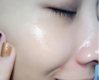 女人保持年轻的护肤品,女人保持年轻的秘籍