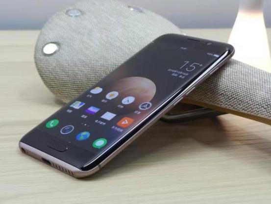 华为最好看的一款机型,华为最漂亮最便宜的手机