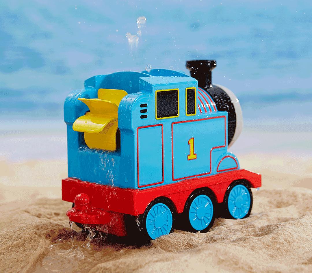 每个人的童年都有一趟奇妙的旅行,最古老的托马斯小火车