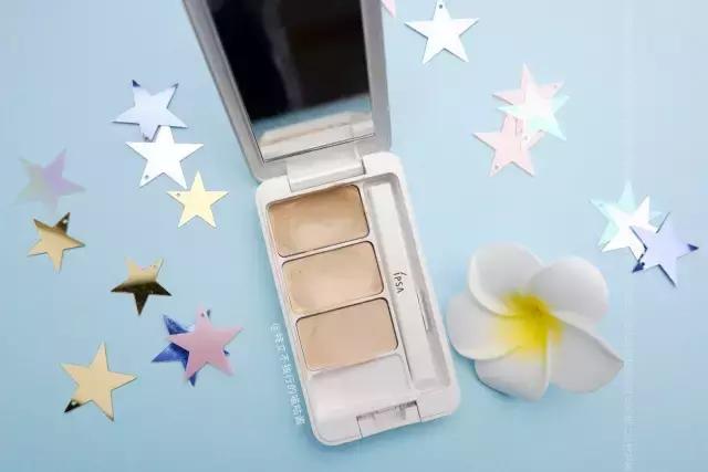 化妆很重要后期p图很重要,化妆和p图总要会一招