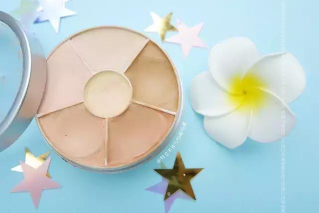 化妆和p图不能解决的方法,五分钟搞定的化妆视频不卡粉