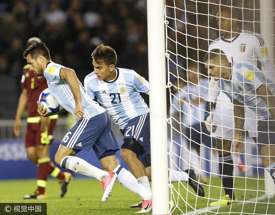 梅西低射破门gif,梅西停球gif尼日利亚