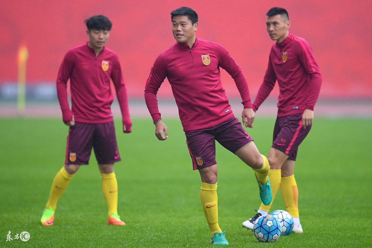 为国足加油的原视频,为国足加油的足球视频