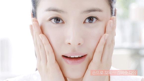 激素脸脱皮需要抹保湿水吗,激素脸脱皮后皮肤容易敏感