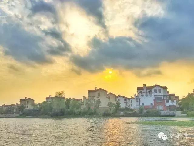 淀山湖日落美景,美丽的淀山湖游一游