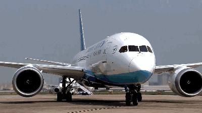 学姐学长的朋友圈,飞过一整个世界