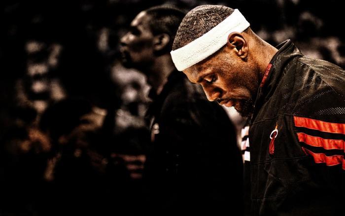 nba球星对詹姆斯球鞋的评价,詹姆斯支线见证5代偏小吗