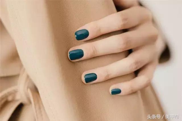 美甲店做的美甲如何自己卸甲,不做美甲可以去美甲店卸甲吗