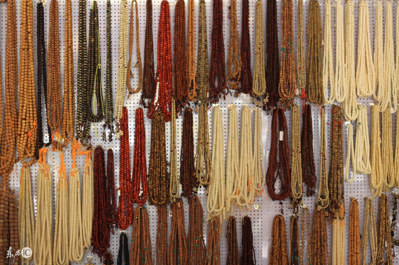 普洱茶泡星月菩提过程视频,星月菩提根手串泡普洱茶