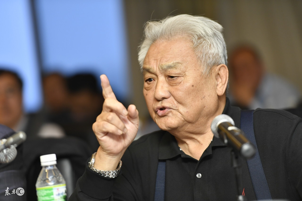 闲聊足球比赛视频,国足生死战技巧