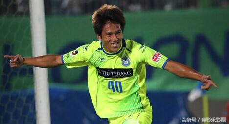 足球小将日向小次实力,足球大赛小新