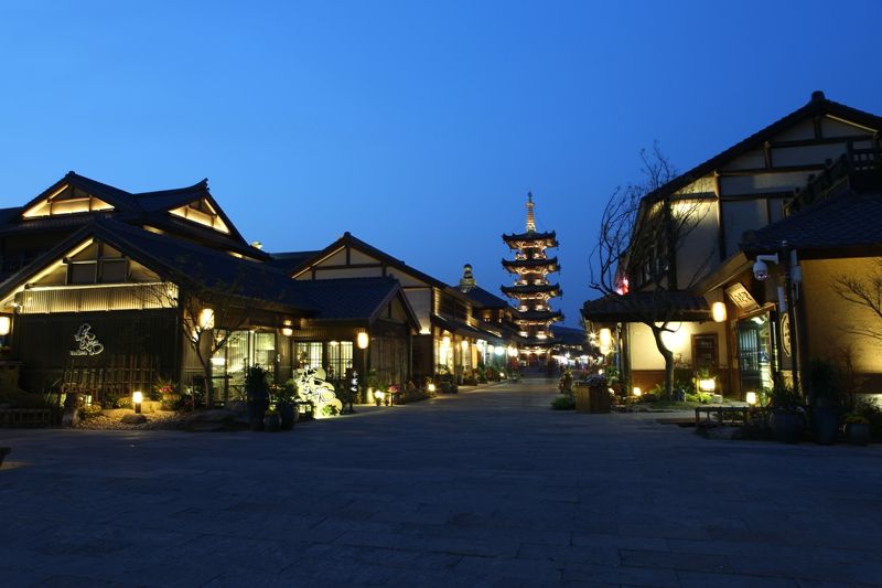 无锡灵山大佛里面有阿弥陀佛,无锡最好三个景点灵山大佛