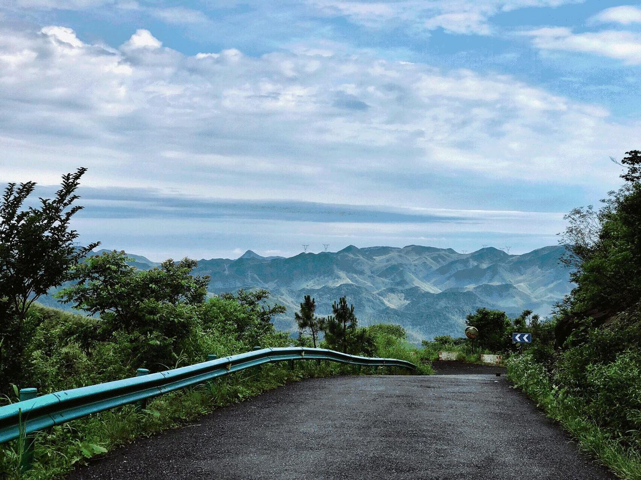 深山原始村落自驾游,大山深处古老村落自驾游
