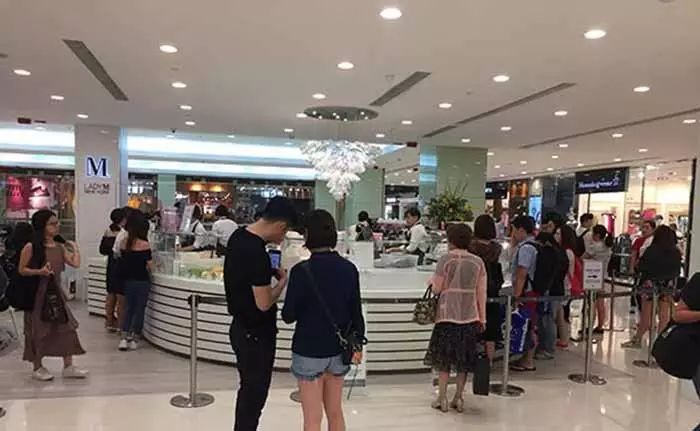 ladym蛋糕到底怎么样,6寸的蛋糕卖10块钱