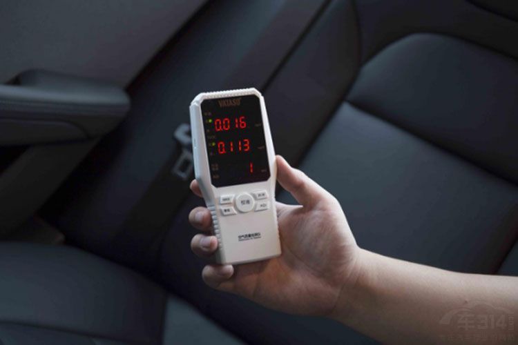 车载空气净化器除甲醛消除异味,车用空气净化器博世