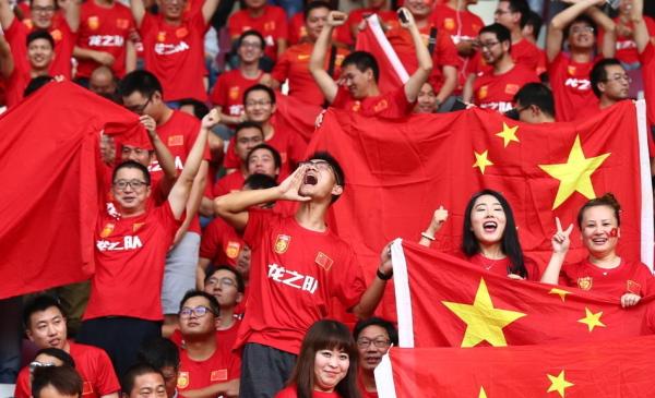 国足座驾比成绩还亮眼,国足球星座驾