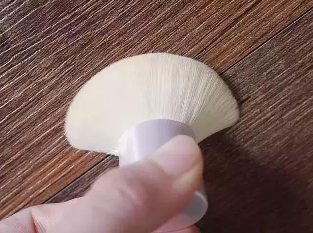 国货彩妆存在的问题,holdlive国货口红