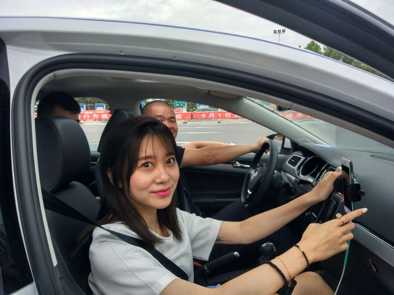 新速腾百公里油耗居然4.3L,再也不敢说德系车是油老虎了