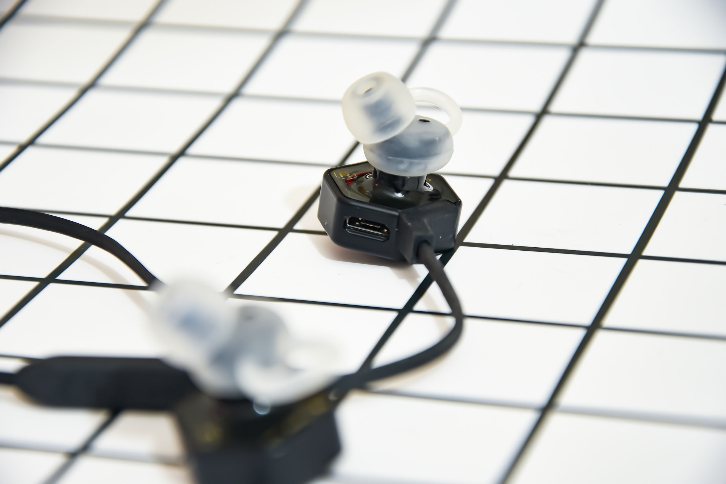 fiilcarat蓝牙耳机,fiilcaratlite