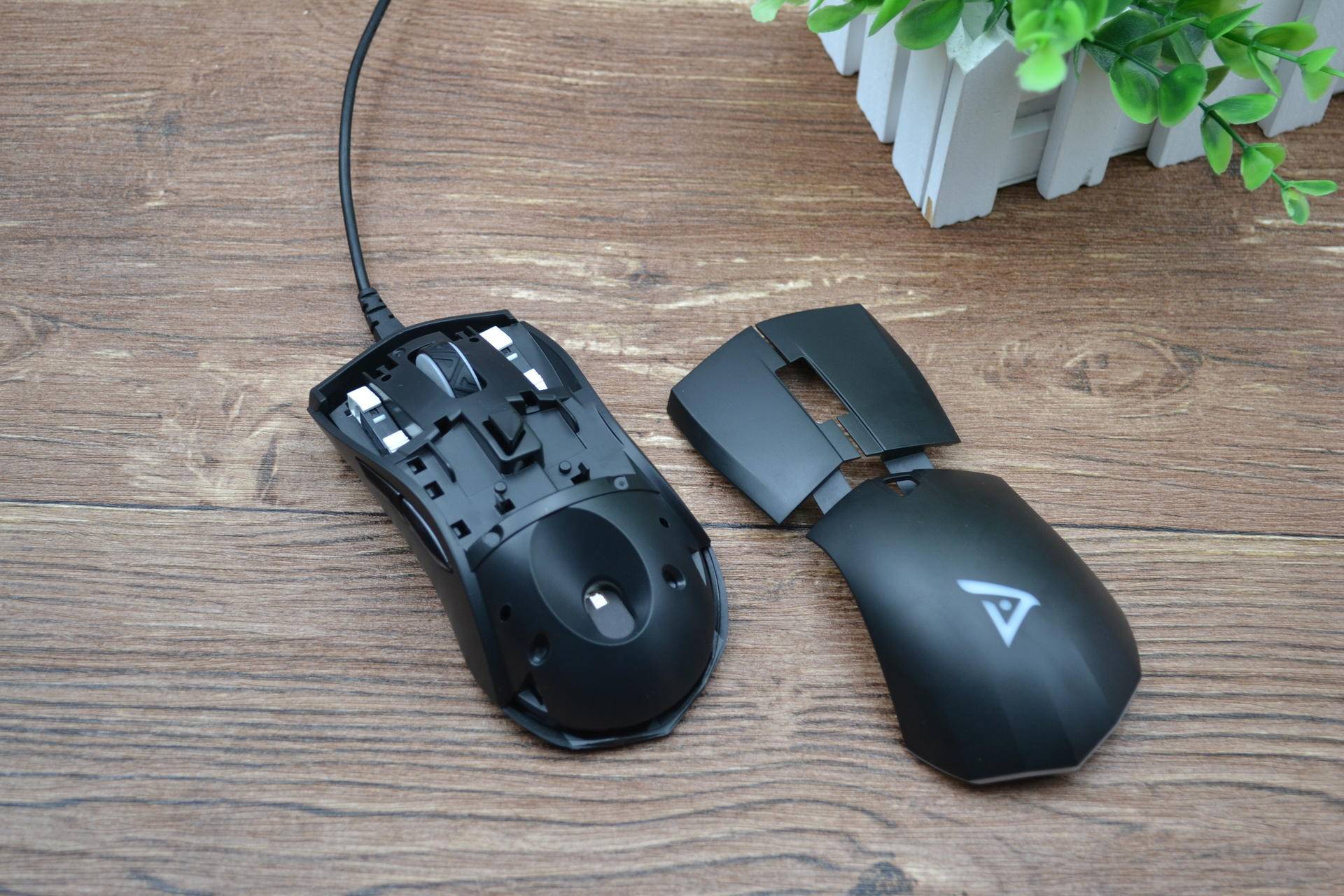 吃鸡神器测评天使之翼,吃鸡神器测评六指