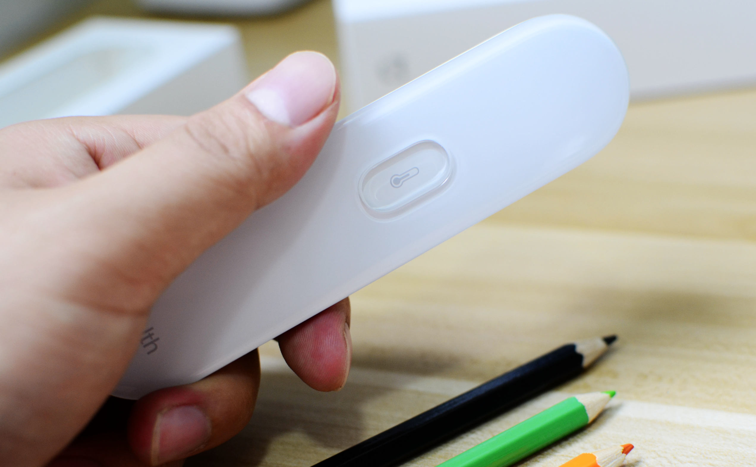 售价仅为129元，家里的护娃神器！小米iHealth红外线体温计测评！