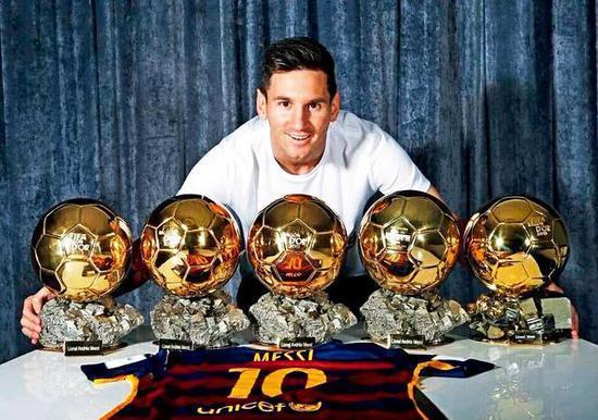 梅西与马拉多纳在阿根廷的影响力,阿根廷球迷评价马拉多纳和梅西