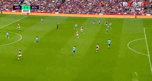 十人兵工厂三球完胜！打脸型前锋再现两球一助攻为温格续命！