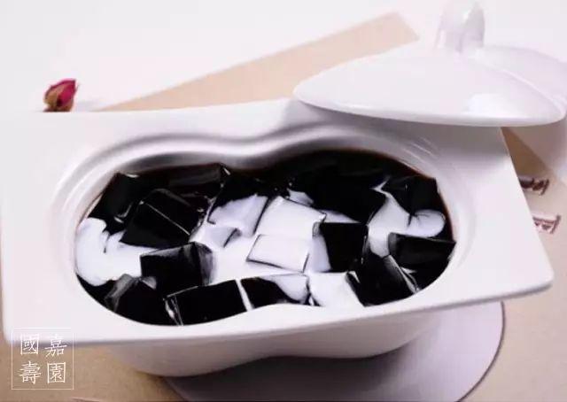 清热润肺龟苓膏有哪些功效,清热润肺龟苓膏有哪些牌子