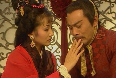 曾是最帅的吕布，如今成残大叔，娶中戏校花生女跟绯闻绝缘