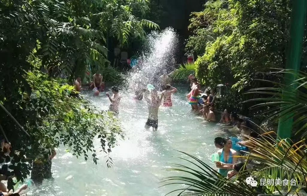 云南最神秘的六个野温泉，峡谷弥漫雾气小鱼咬脚，车底盘常常被刮