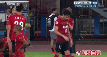 今晚的高拉特尽力了！请广州恒大球迷们不要嘘他！