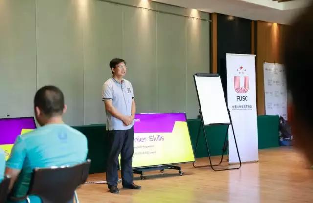 学转英超基层足球教练培训开班,学转英超教练员