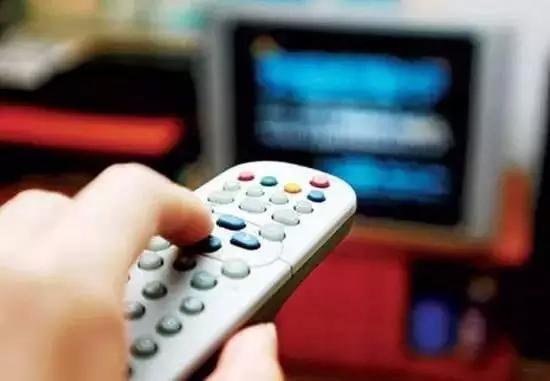 有线电视致广大IPTV用户的一封信，看完我笑了！