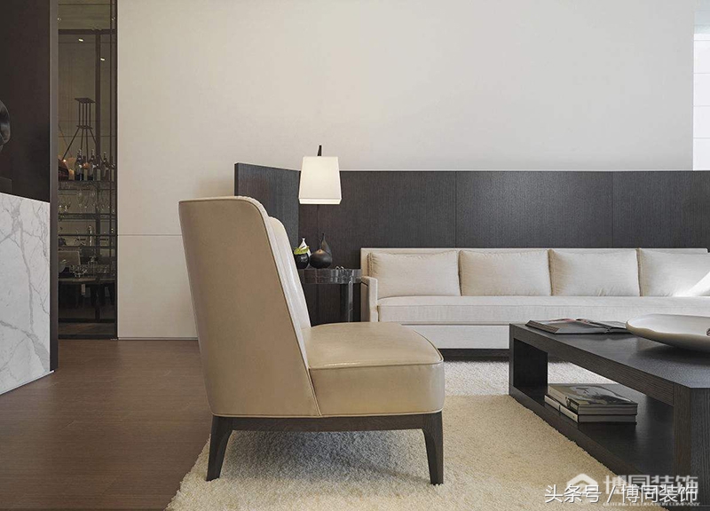 深色地板深色门家具搭配效果图,灰色的地板搭配什么颜色的家具