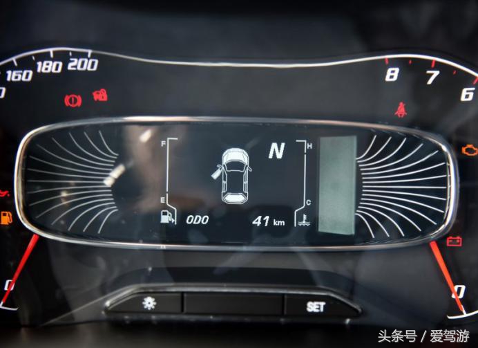 宝骏530荣威rx5,上汽荣威全新第三代荣威rx5