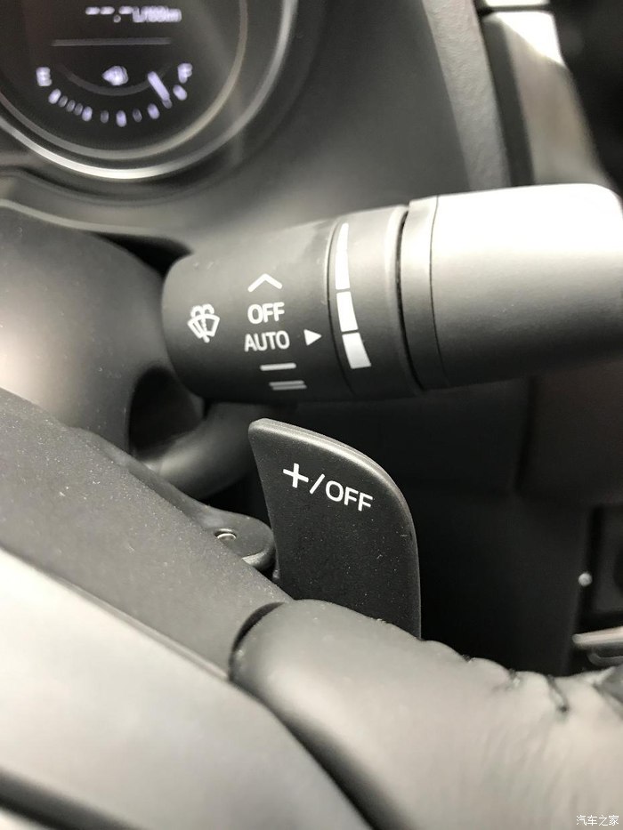 阿特兹换挡略有顿挫正常吗,18款阿特兹怎么开始低速顿挫了呢