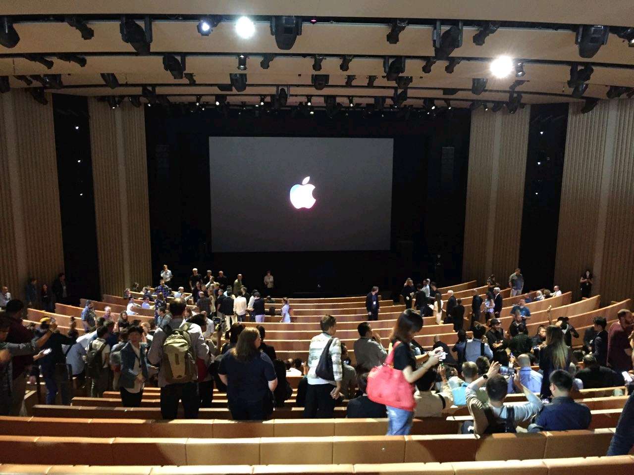 苹果8首发抢购攻略,iphone8抢单快吗